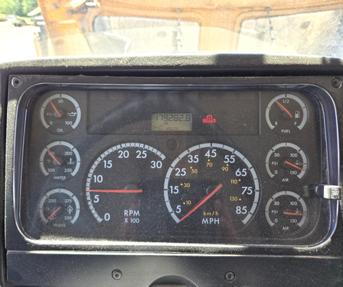 2007 Freightliner FS65 Chassis Instrument Cluster