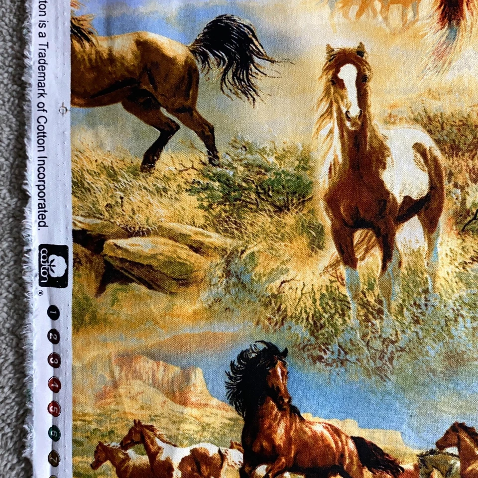 Tela Wild Wings Caballos 2 Yardas Acolchado Mustangs Estampado Occidental David Textiles Foto 4 de 4