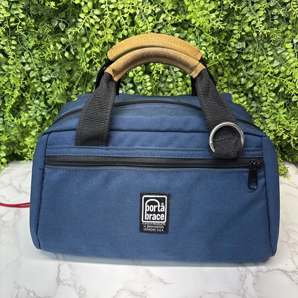 Estuche para cámara Porta Brace CS-DV1 Mini DV 12x7x4,5 pulgadas, azul con mango de gamuza bronceada Foto 4 de 4