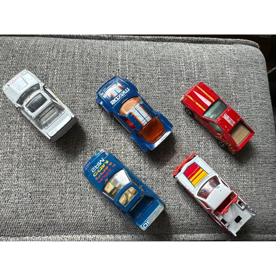 Vintage Matchbox & Hot Wheels Diecast Toy Cars 70s & 80s Trucks Racing lot of 7 - Image 2 of 4