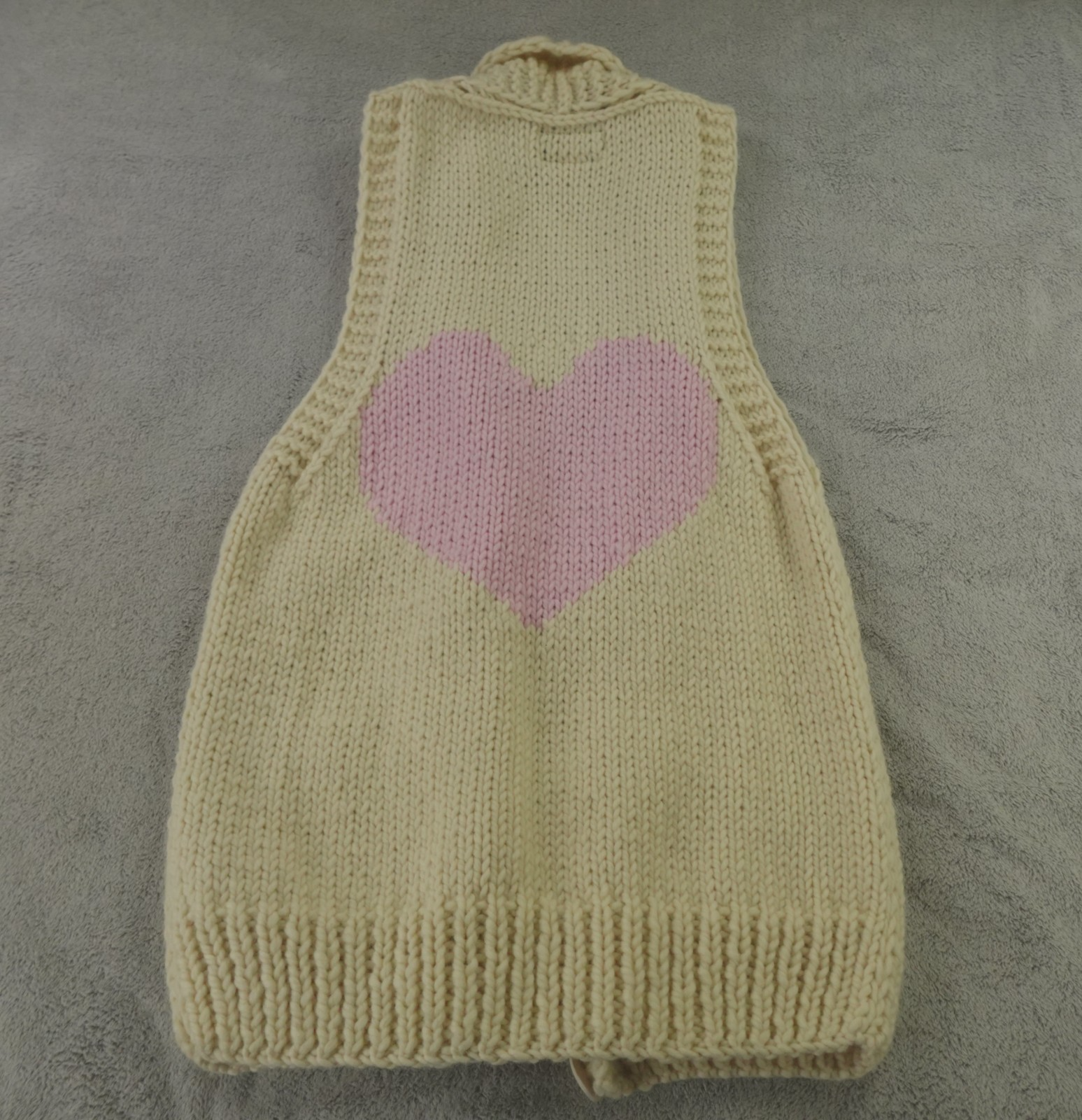 GOGO Sweater Womens One Size Cream Pink Wool Heart Swing Vest
