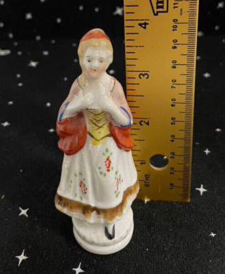 女の人のオブジェ Vintage Occupied Japan Lady Figurine Ceramic 1947-1952 4