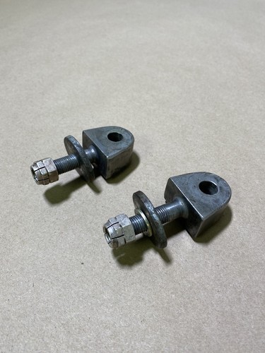 Cessna 185 R&L Lower Engine Mount Lugs 0751006-2 (0296) - Picture 2 of 5