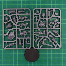 Space Marines Primaris Lieutenant #15538 Warh...