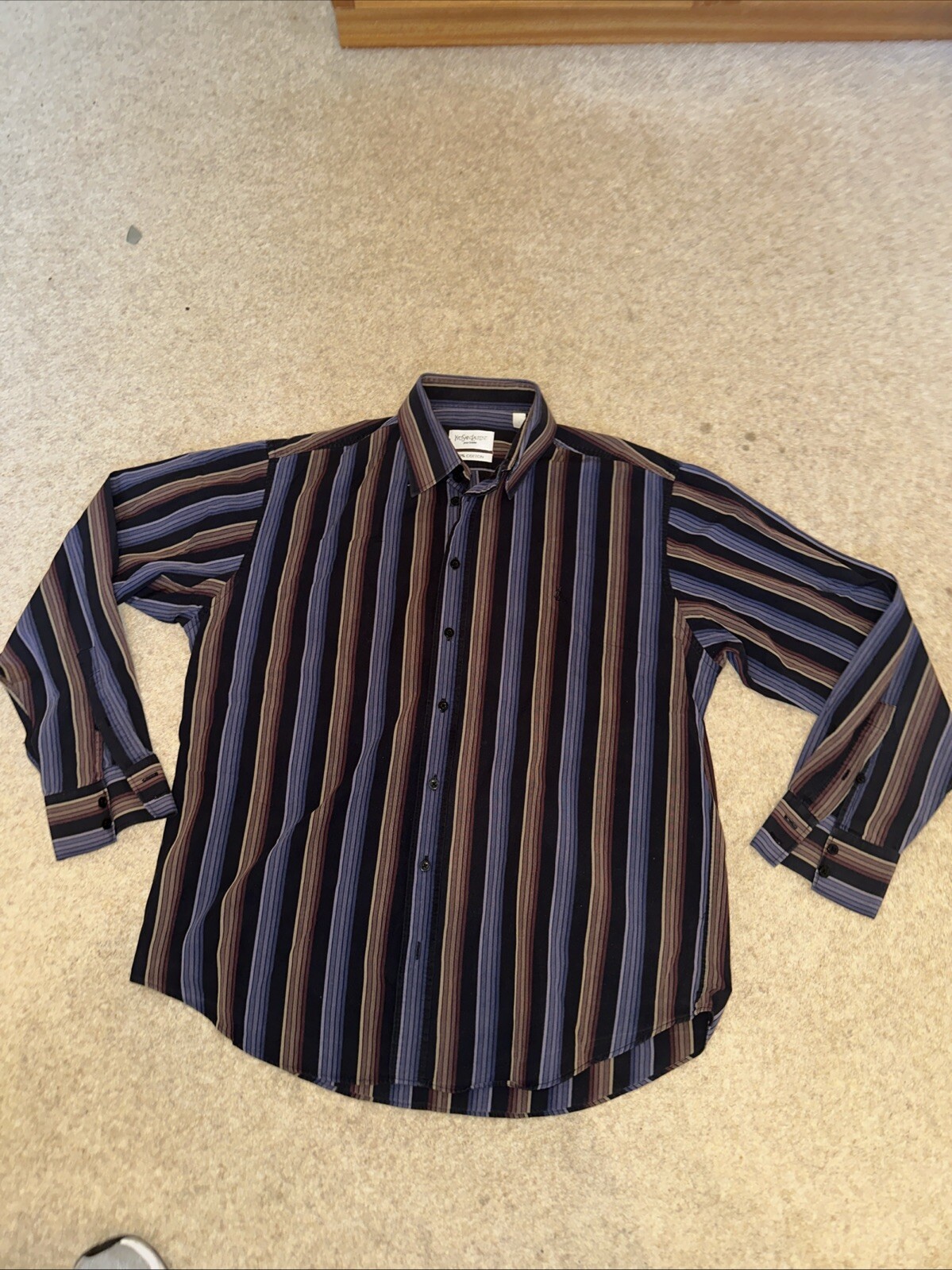 Camicia Yves Saint Laurent Designer nera viola grande 44 pollici petto