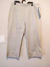 NWT Vintage Bill Blass Womens Capri Pants Stretch Khaki Embroidered  Size 16