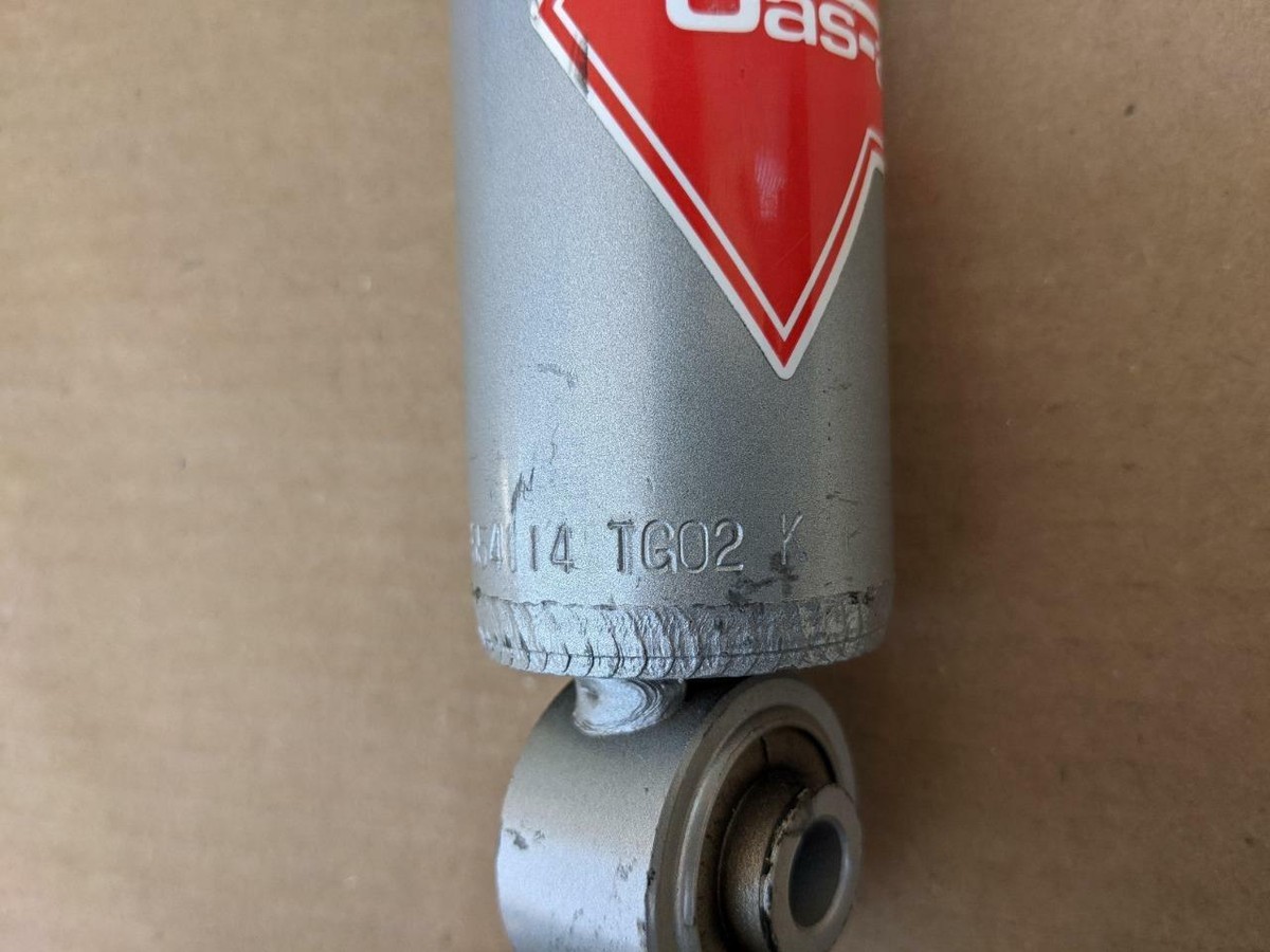 Genuine KYB Gas-a-just Fits for 98-03 Jaguar XJ8 Front Left Strut