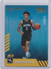 2022-23 Panini NBA Hoops Paolo Banchero RC Arriving Now Gold Holofoil Magic #1