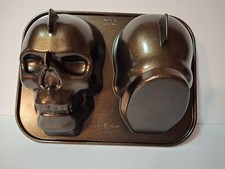 Nordicware Skull Cake Pan 9 Cups/2.1 Liters Dark Brown Made In USA