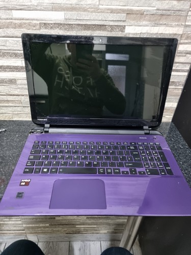 H1143 Toshiba Satellite L50D-B-16P 15.6" AMD A8 Broken Hinge Won't Turn On Spare - Afbeelding 6 van 9