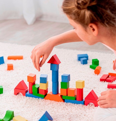 Kinder Holz Bausteine Stadt 125 Teile Spielstadt Bauklötze Steine bunt ab 2 - Bild 7 von 14