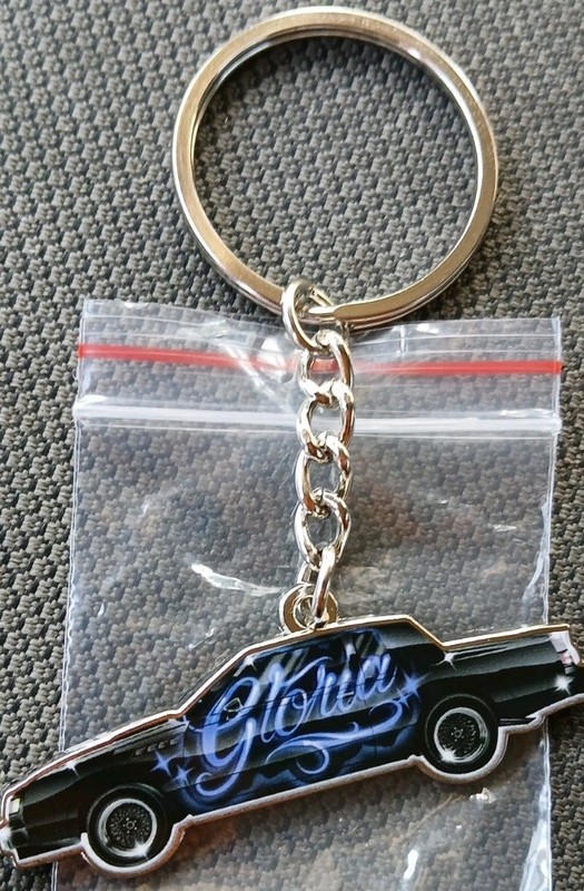 New 2025 SZA KENDRICK LAMAR GNT Grand National Tour GLORIA CAR KEYCHAIN Blue