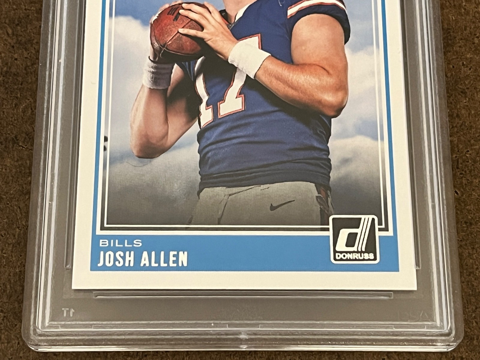 2018 Panini Donruss Football - #304 Josh Allen (RC) Bills Gem Mint GEM MT PSA 10 view 3