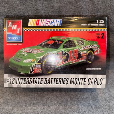 AMT Model Kit - Jeff Gordon #24 Dupont Monte Carlo 1/25 - #38069 - SEALED
