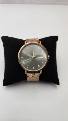 Nixon The Arrow ''Point It'' Watch Gray Dial Stainless Steel Running