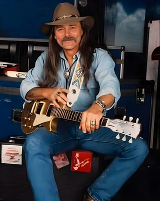 DICKEY BETTS - 8''X10'' PHOTOGRAPH