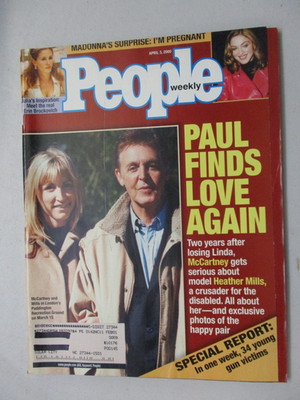 PEOPLE WEEKLY MAGAZINE APRIL 3, 2000 PAUL MCCARTNEY HEATHER MILLS JULIA ROBERTS