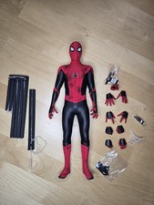Hot Toys Marvel Battling Battle Damaged Spider-Man 1 6 Scale Figure MMS625