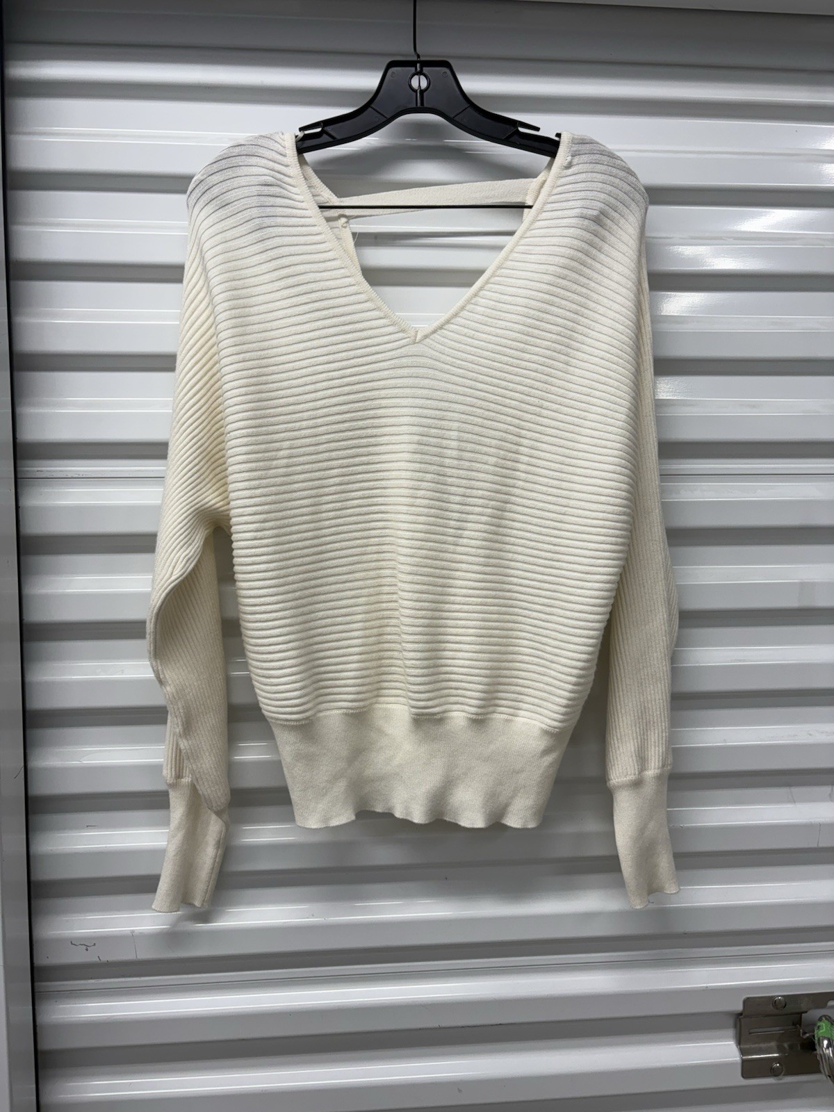Hippie Rose Ivory Ribbed Knit V-Neck Pullover Sweater Women Long Sleeve S