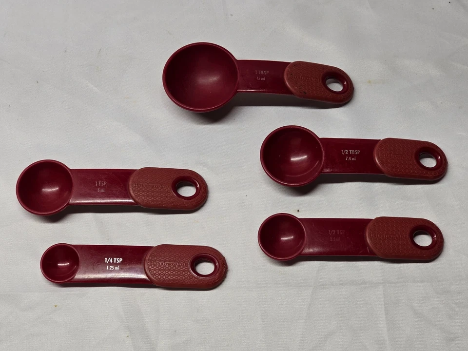 KitchenAid Measuring Cups Spoons Teaspoon Set Burgundy 10 Piece Combo Cup Stack - Image 3 of 4