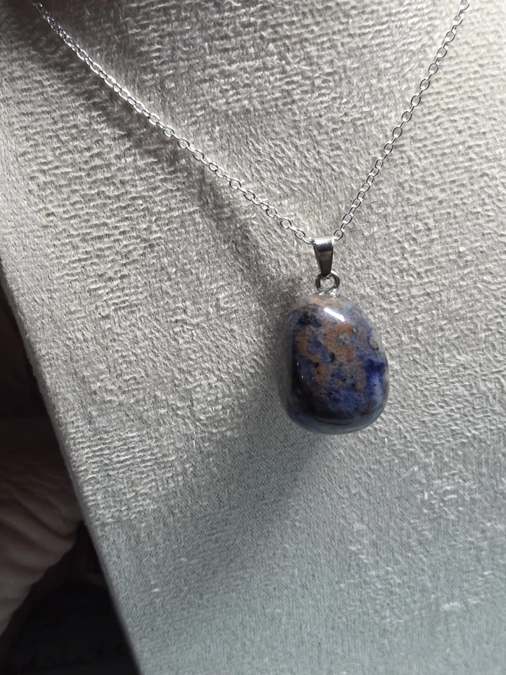 Colgante Sodalita Sobre Cadena Plavertina 19" Excelente Estado Foto 3 de 4