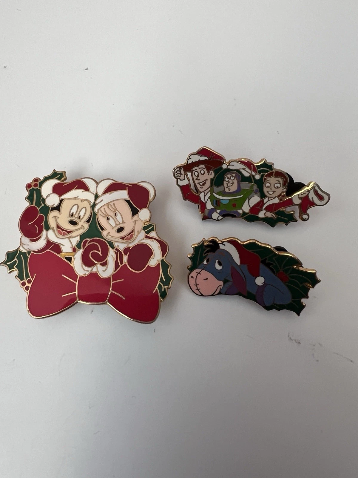 Disney Pin 12 Months of Magic Wreath Pieces Mickey & Minnie, Eeyore, & Toy Story