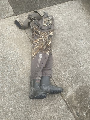 Magellan Hybrid TRKR-X 800 Thinsulate Ultra hip waders sixe 8