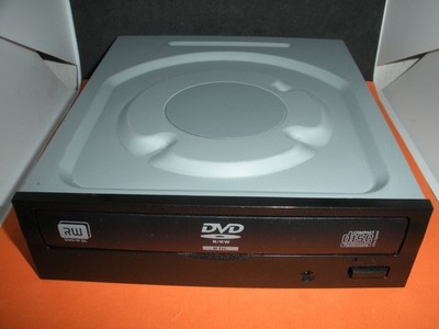 LiteOn iHAS124-14FU  Super Multi DVD-Brenner  S-ATA   ''schwarz''