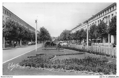 AXJP1-0040-17 - Royan - Avenue Aristide Briand