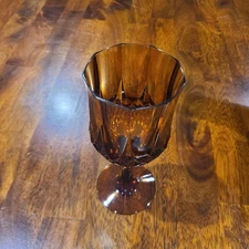 12 Pc Amber Patterned Plastic Wine Glasses Fall Wedding Drinkware 6 3/4" 8 oz