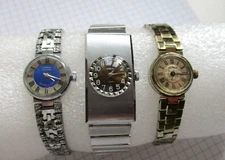 Vintage women's watch Chaika Classic women's mechanical Soviet USSR 3 pieces