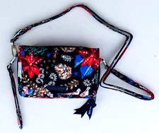 Vera Bradley RFID 3-in-1 Crossbody Wristlet Bag Purse in Winter Forest.  NWT