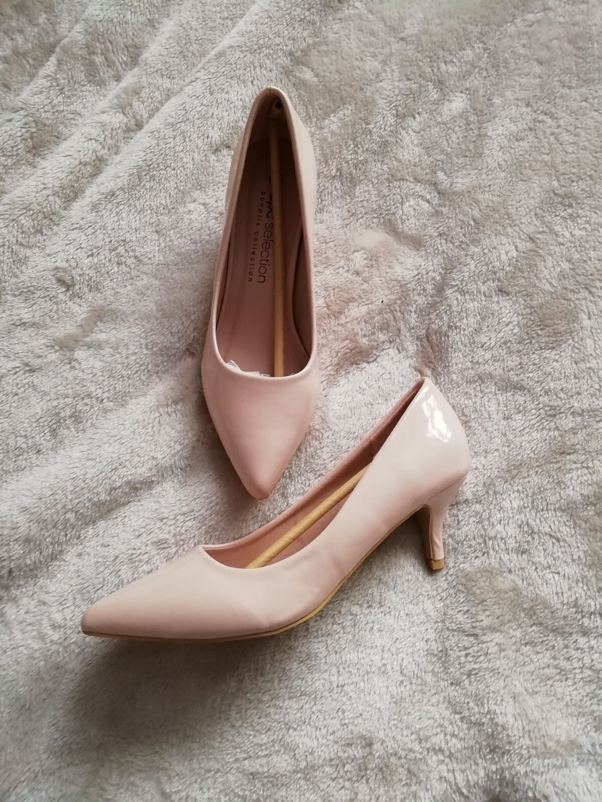 Nude Kitten Heels