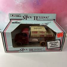 1988 ERTL True Value 1926 Mack Bulldog Delivery Truck Bank, Red, 1/38