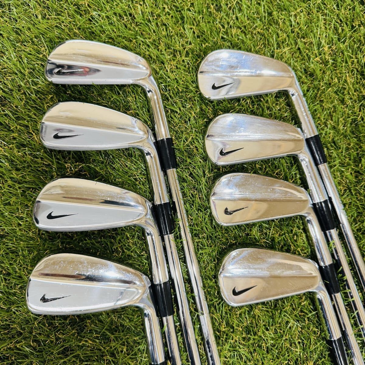 NIKE Right Handed Iron Set Forged Blade 3-9,P Steel Shaft Flex R