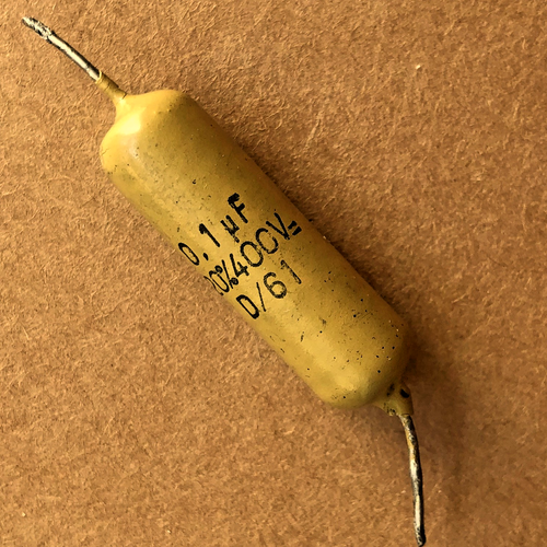 Capacitor Poliéster Verde 220KPF400V ( 0.22uF 220NF 224