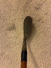 Deep Groove Hickory Golf Club - Mashie Niblick 40 RH