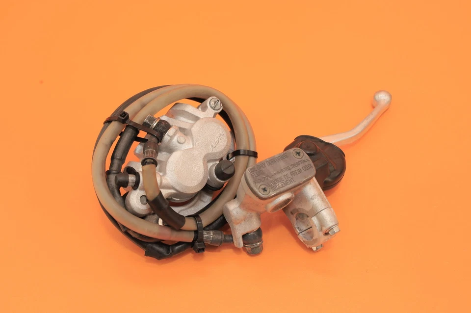 2010 04-18 CRF450R CRF450 передний тормоз суппорт кронштейн шланг главный цилиндр рычаг - Изображение 2 из 4