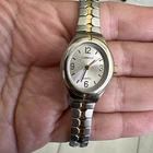 Vtg Carriage Timex Ladies Watch 22mm Two Tone Gold Silver Oval Dial Stretch