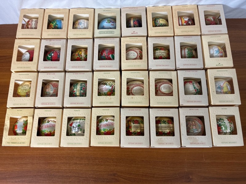 Lot 32 Hallmark Keepsake Ornaments Set Of 36 Various Themes 1981-1985 Original B