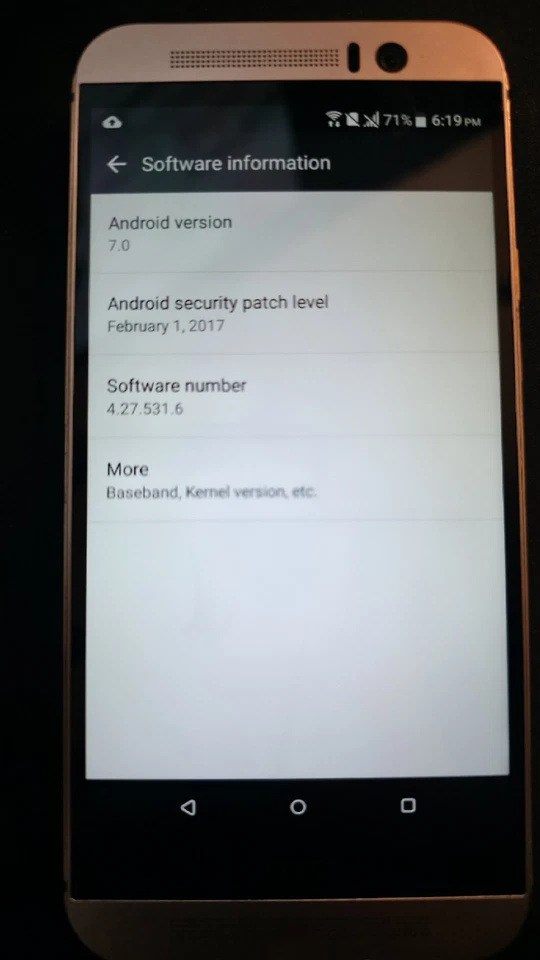 HTC один M9 - 32GB - золото на серебро (T-Mobile) - заблокирован - 1610934 - Изображение 3 из 3