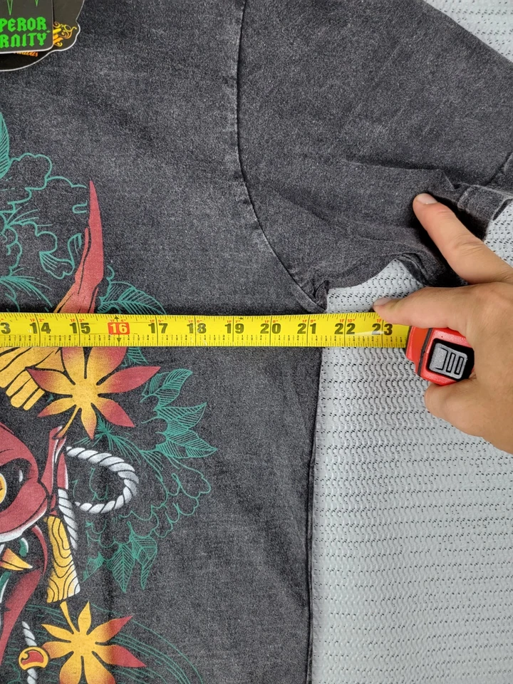 Camiseta Samurai Oni Máscaras Brilla en Oscuridad Talla XL Doble Cara Guerrero Asiático 2 Lados Foto 3 de 4