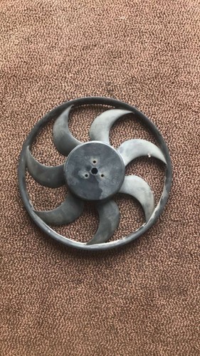 BMW 1 3er E81 E82 E87 E90 E91 E92 Lüfter Motorkühlung Kühler 3136613273