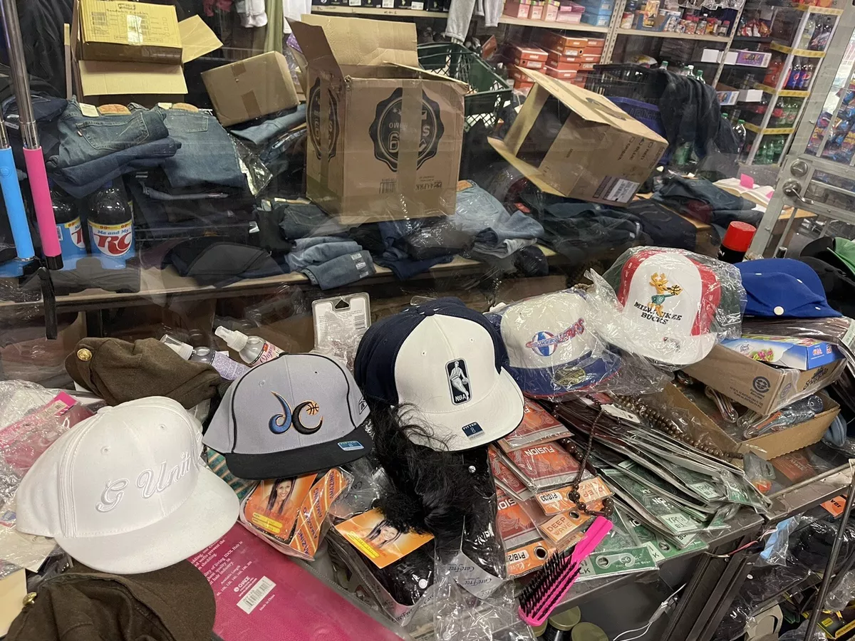 New Era/Reebok Fitted Cap Size 8 (5 Hat Combo ) No GUNIT hat, no