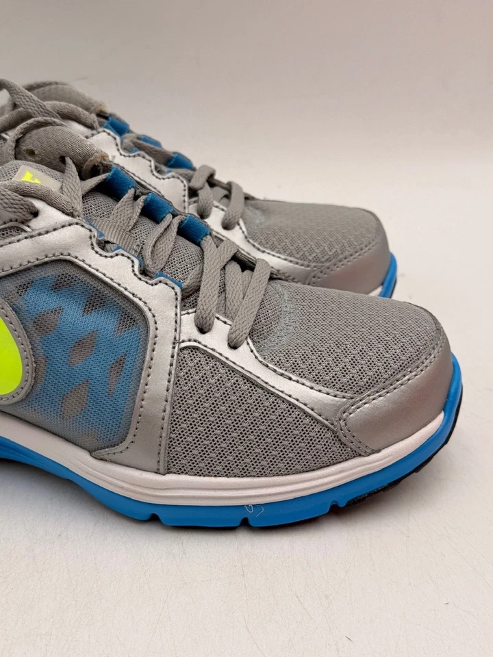 耐克 DUAL FUSION RUN 女式新款跑步运动鞋灰色多种尺寸 — 第 2/4 张图片