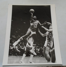 Atlanta Hawks NBA player Antoine Carr 1984 Sporting News Basketball