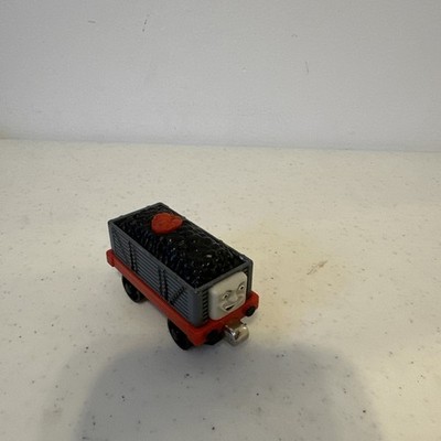 Take Along N Play Diecast Thomas Train Giggling Troublesome Trucks!