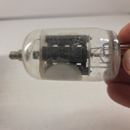 Tubo elettronico vintage GE 17GJ5 non testato RIMBORSO SE È MALE - Foto 5 di 15