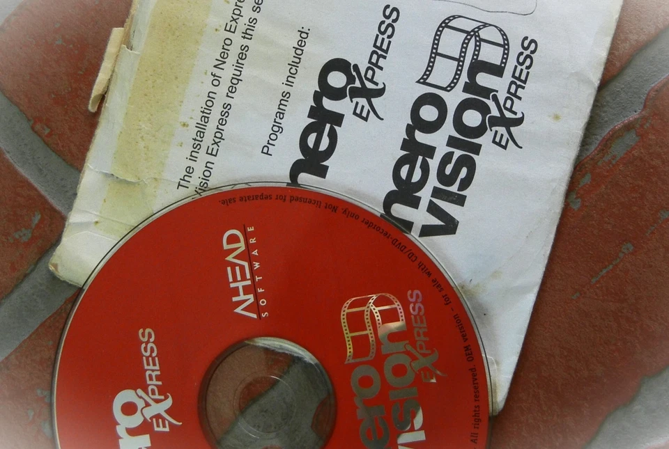 NERO EXPRESS 5.5.9.6 PC Software FOR GEEKS All Business INTEL CELERON 700/128/66 - Image 3 of 4