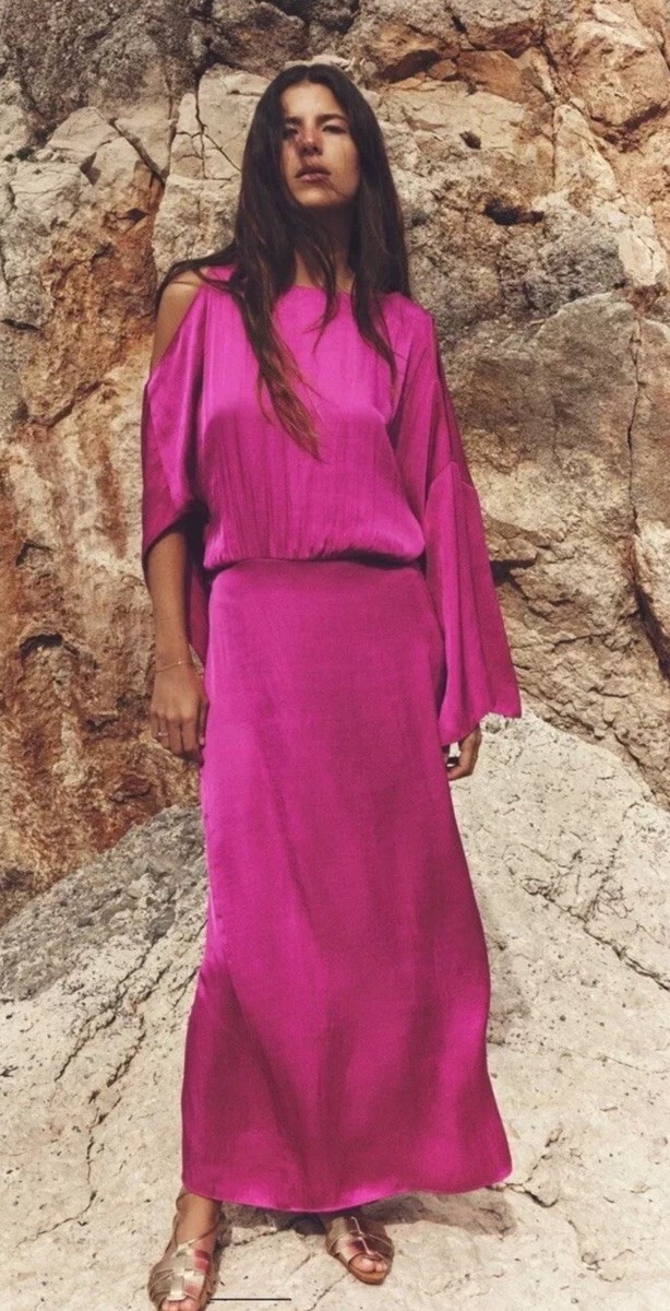 SARAFINE　Amam.です ZARA SATIN DRESS WITH BACK NECKLINE DETAIL MAGENTA SS24
